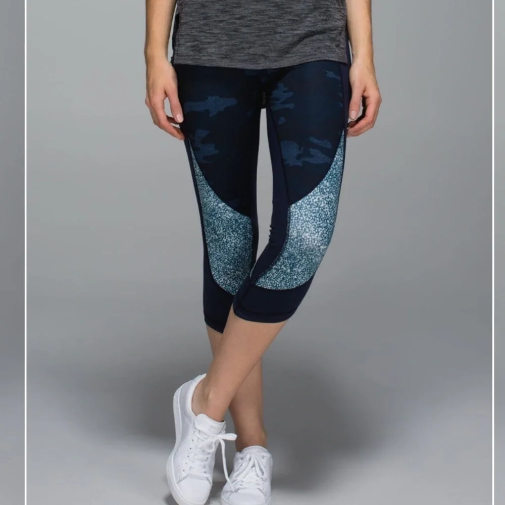 •Lululemon Wunder Under Crop *Full-On Luon•